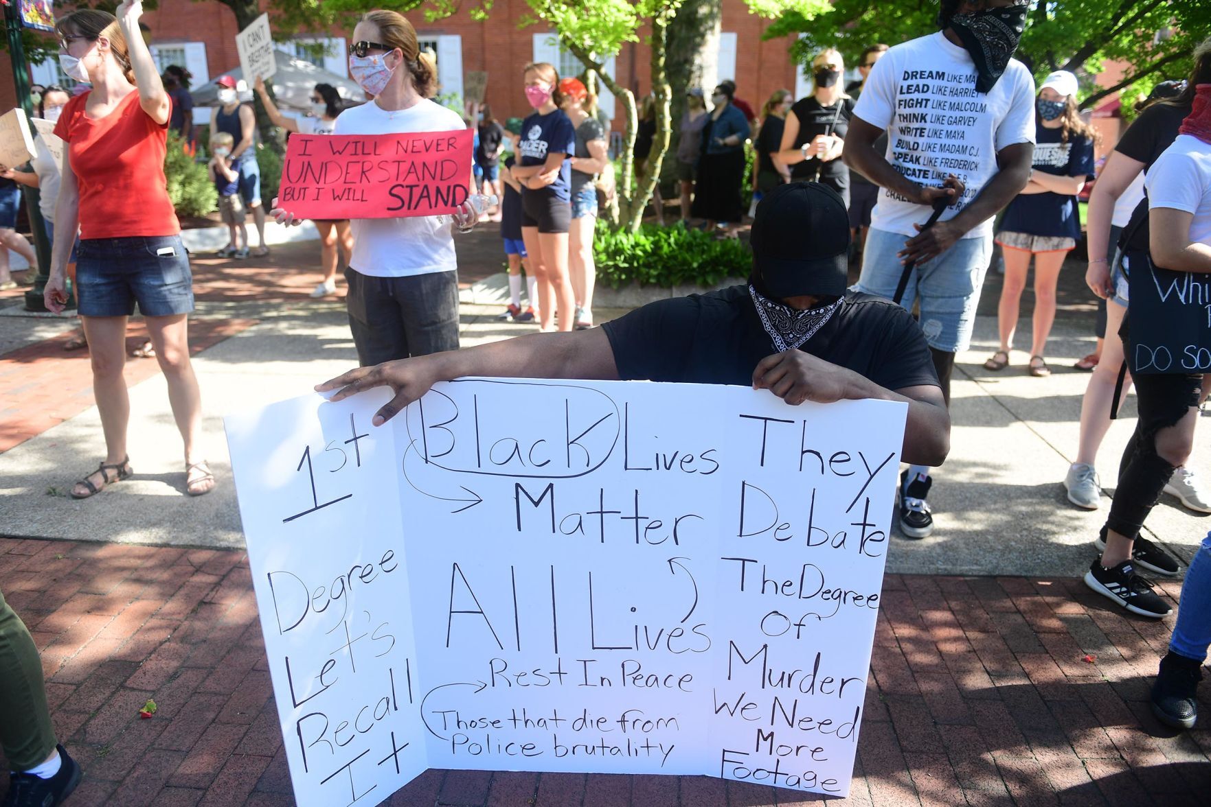 Solidarity on the Square